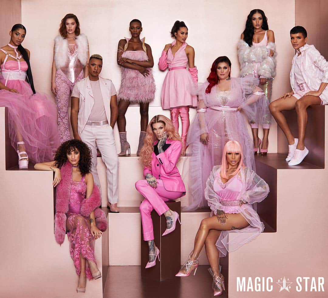 Jeffree Star Cosmeticsさんのインスタグラム写真 - (Jeffree Star CosmeticsInstagram)「The #MagicStar concealer is life changing ⭐️ Will available ▶️ APRIL 19TH @ 10AM PST Online @jeffreestarcosmetics +  @morphebrushes online and all their stores 💖 Comes in 30 shades. Vegan. Cruelty-free. Full coverage, hydrating. 20% pigment, can cover tattoos 🔥  C0 - White C1 - very light skin with rose undertones C2 - fair skin with neutral undertone  C3 - light skin with vanilla beige undertones C4 - light skin with rose undertones C5 - light skin with neutral undertones C6 - light skin with olive undertones C7 - light to medium skin with neutral undertones C8 - light to medium skin with olive undertones C9 - medium skin with warm peach undertones C10 - medium skin with olive undertones C11 - medium skin with rose undertones C12 - medium skin with peach undertones C13 - medium skin with neutral undertones  C14 - medium skin with yellow undertones C15 - tan skin with golden olive undertones  C16 - tan skin with warm neutral undertones C17 - tan skin with rose undertones C18 - tan skin with neutral undertones C19 - medium-deep skin with golden undertones C20 - medium-deep skin with warm olive undertones C21 - medium-deep skin with golden yellow undertones C22 - deep skin with golden orange undertones C23 - deep skin with rose undertones C24 - deep skin with warm neutral undertones C25 - deep skin with neutral undertones C26 - deep skin with olive undertones C27 - very deep skin with rose undertones C28 - very deep skin with neutral undertones C29 - very deep skin with golden rose undertones C30 - very deep skin with golden undertones Peach - neutralize dark under eye circles, dark spots, and acne scars  Green - neutralize redness of the skin  Photo by: @brandonlundby Makeup: @lipsticknick @boomkackmua @stef_lova1 @jenfregozo  Hair: @jesushair @e_scizorhands @hairbyyuichi Models: @sky.hannah @chasitysamone @jazzerinenorona @latashialarae @lipsticknick @gabrielzamora @lauracatlady @kameronlester @asiahairston @brittanya187  Set design: @keithboos #jeffreestarcosmetics #magicstarconcealer」4月15日 8時18分 - jeffreestarcosmetics