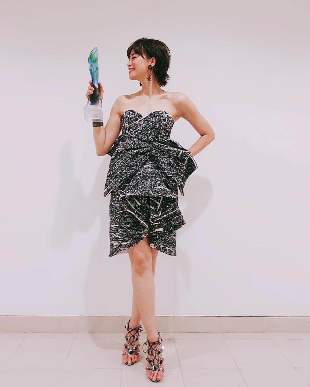 フェリシア・チェンさんのインスタグラム写真 - (フェリシア・チェンInstagram)「Elated and touched. Because this is not a given but of Your love. I hope to continue to shine for You; not because I am good but because You are❤️」4月15日 15時10分 - iamfeliciachin