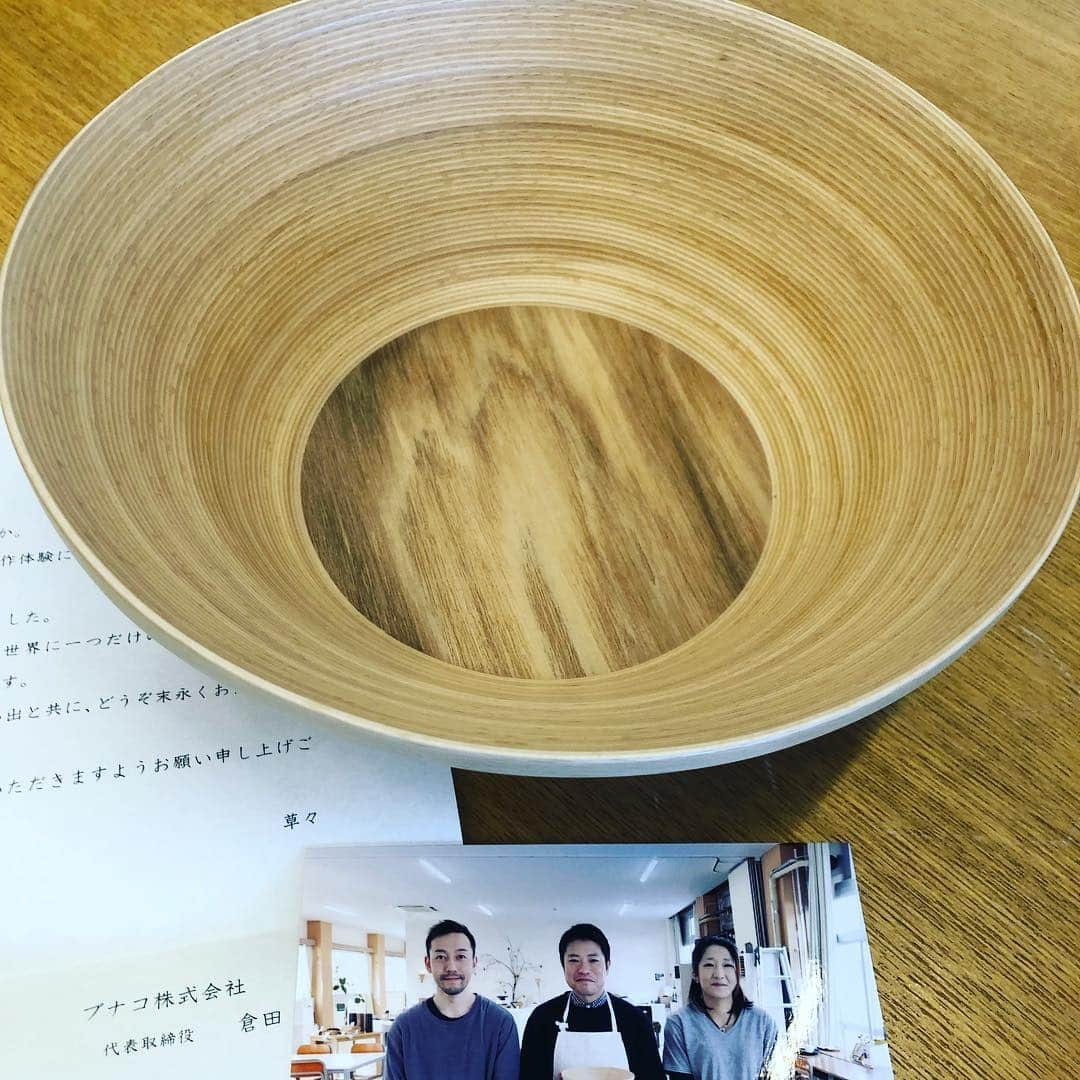 栗原心平さんのインスタグラム写真 - (栗原心平Instagram)「先月まるごと青森の企画でBUNACOさんへお伺いした際に作らせていただいた器が先週届きました！我ながら良い出来な気がしますw でもBUNACOさん的にはこれで製品の1パーセントの出来だそうです！どんだけ完璧なの！！ #栗原心平 #shimpeikurihara #bunaco  #marugotoaomori #青森」4月15日 9時40分 - shimpei_kurihara