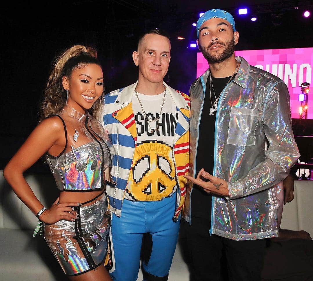 リアン Vのインスタグラム：「Had so much fun last night at the @moschino event! 🔥 Thank you @itsjeremyscott and the @ciroc team for having us! 💋 📸: @chelsealaurenla」