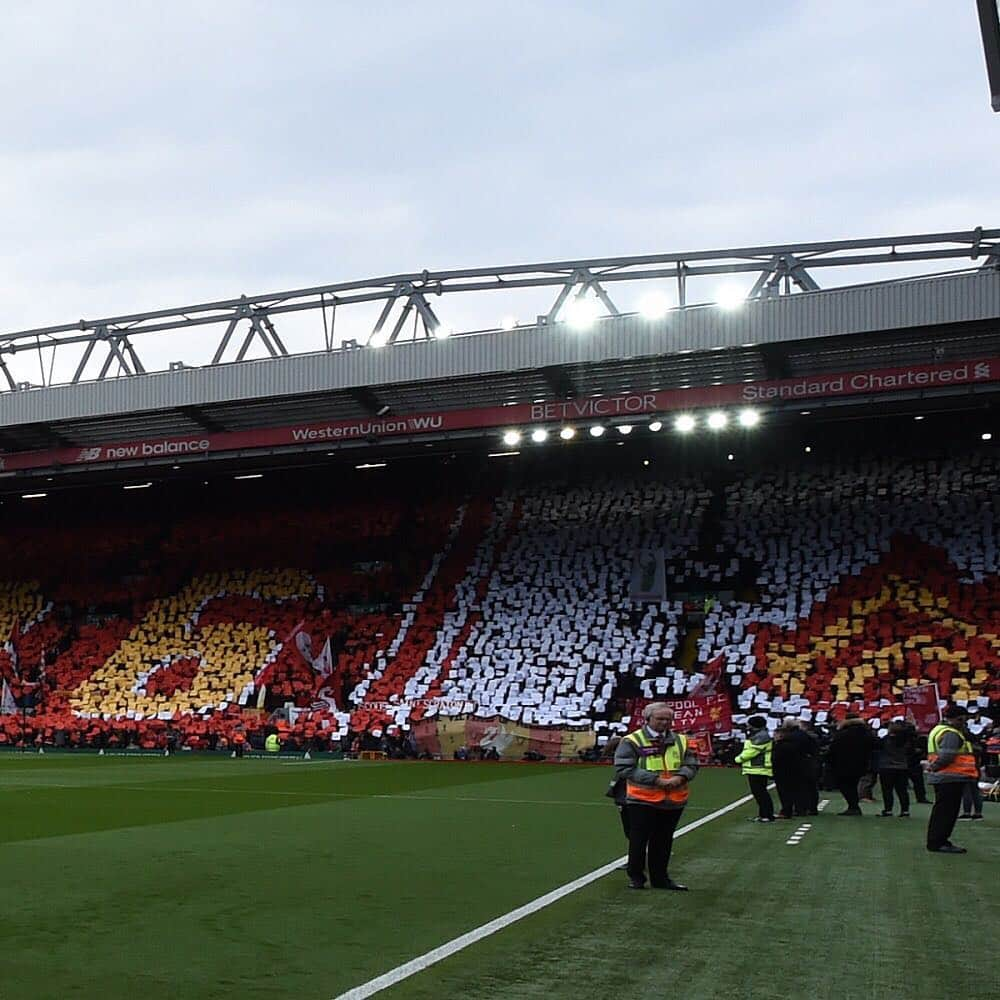 サッカーキングさんのインスタグラム写真 - (サッカーキングInstagram)「. Pay tribute 30 years on from Hillsborough （2019.04.14） . 📷Photo by John Powell/Liverpool FC via Getty Images . #4月15日でヒルズボロの悲劇から30年 #リヴァプール #liverpool #LiverpoolFC #LFC #Anfield #tribute #96 #youllneverwalkalone #YNWA #プレミアリーグ #PremierLeague #football #サッカーキング  #⚽️ #サッカー」4月15日 12時34分 - soccerkingjp