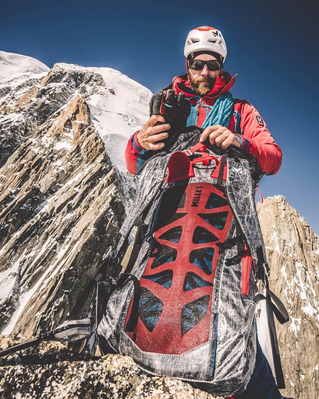 ミレーさんのインスタグラム写真 - (ミレーInstagram)「You need The Right Stuff to rise up. This is what our product developers are focused on when working on new products like the Trilogy 30 backpack. 📷 @mathis_dumas  #MilletRiseUp #mountaineer #mountaineering #alpinisme #alpinism #alpinismo #chamonixmontblanc」4月16日 0時12分 - millet_mountain