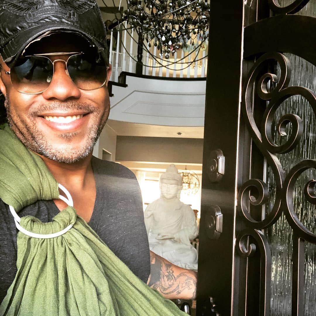 ロックモンド・ダンバーのインスタグラム：「Today is going to be abundantly fruitful. #claimitnow」