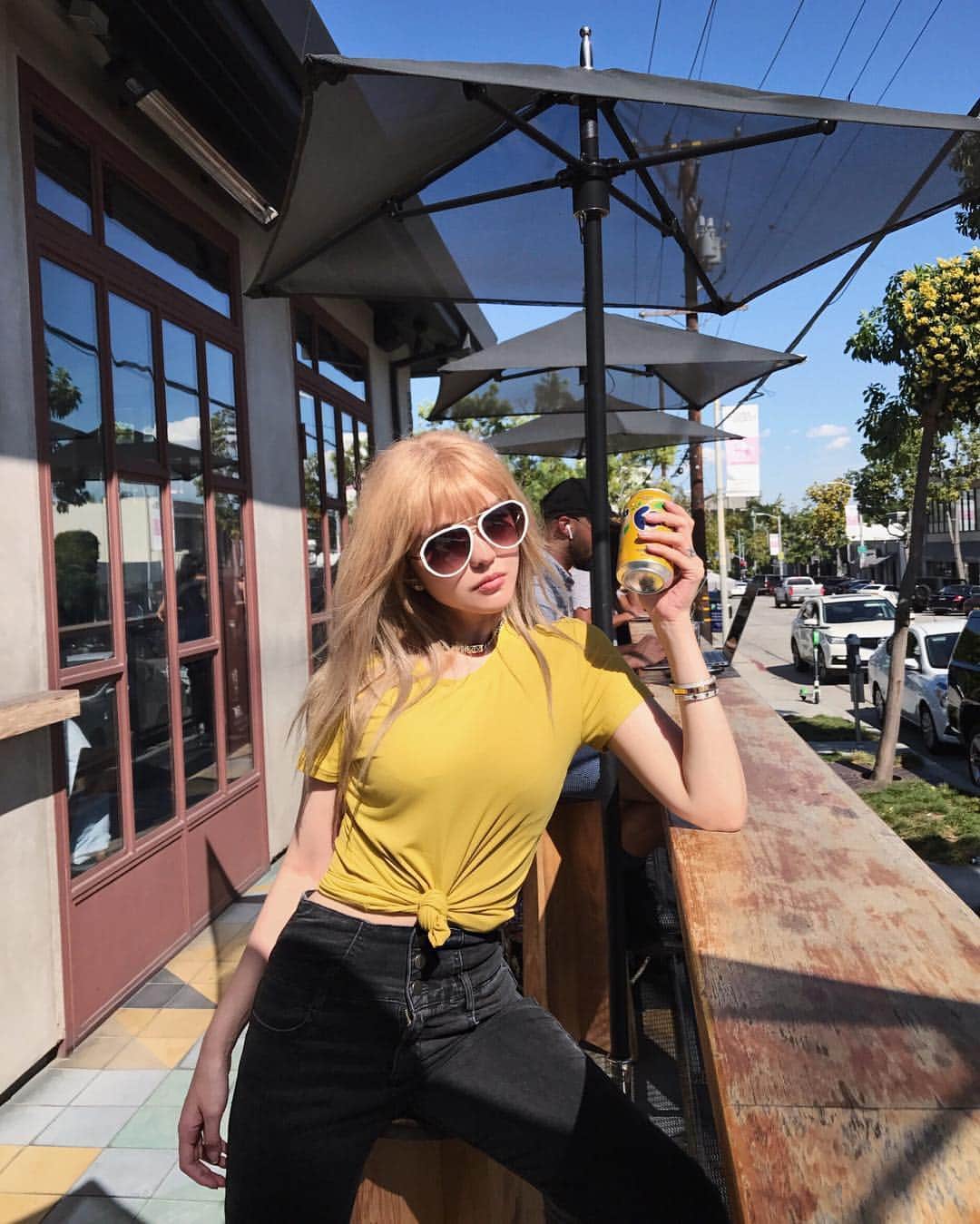 Grace Chowのインスタグラム：「🔆」
