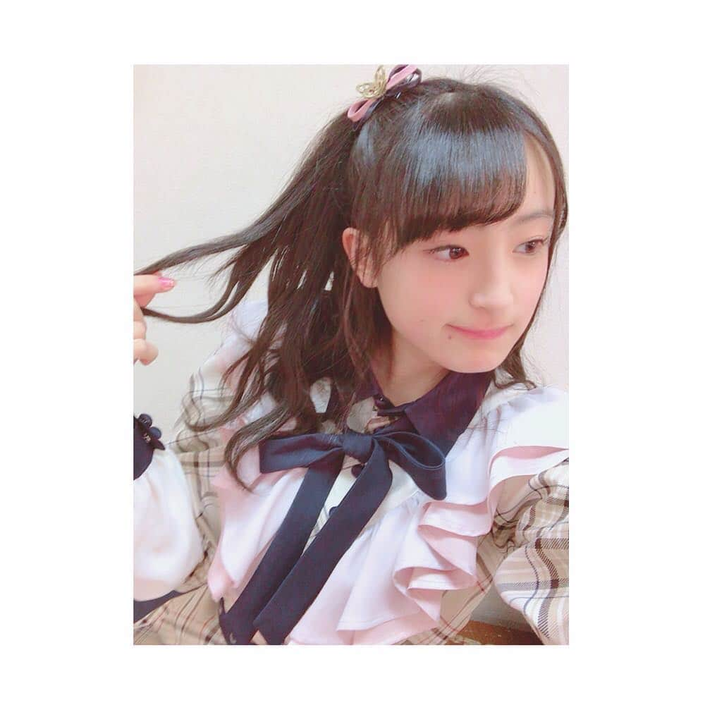 川原美咲さんのインスタグラム写真 - (川原美咲Instagram)「#チーム8結成5周年記念コンサート  #山梨県 #河口湖ステラシアター  ありがとうございました！ 楽しすぎて幸せすぎる2日間でした(●´ω｀●)これからもチーム8の応援よろしくお願いします！  写真は、エイトの新衣装のベージュチェック衣装💕ｶﾜｲｲ⸜(* ॑꒳ ॑* )⸝ ミュージカルのときの『10年桜』に出させていただいたときの制服衣装💕 『Generation Change』と『夕日を見ているか』のときの、バラの衣装🌹  ユニットの『カフカとでんでんむChu！』のカラフル衣装💕  そして最後は安定の可愛すぎるなおちゃん(●´ω｀●) めっちゃお気に入りです💕😍」4月15日 23時12分 - misaki_888_sagasaikou