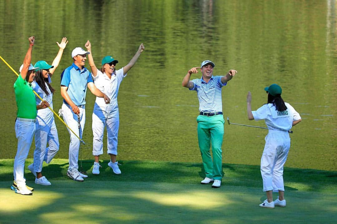 ジャスティン・トーマスさんのインスタグラム写真 - (ジャスティン・トーマスInstagram)「@themasters is and always will be my favorite tournament on the planet.. the vibe, the roars, the crowds, the atmosphere... it can’t be replicated. Another trip to Augusta down, many more to come!  A MASSIVE congrats to @tigerwoods and his entire team... Joey, Erica, Rob, his kids Sam and Charlie, his mom... everybody else behind the scenes has seen him go thru ups and downs, and to see him get the victory yesterday was something that could not have been scripted much better. Happy for you, TW!」4月15日 23時53分 - justinthomas34