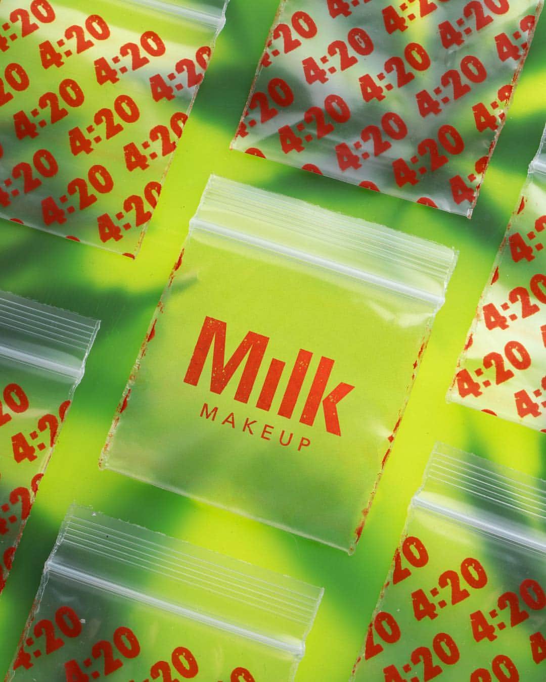 Milk Makeupさんのインスタグラム写真 - (Milk MakeupInstagram)「Something dank is about to drop... What do y'all think it is 👀👇🏽 - Check back at 4:20PM EST for the R E V E A L - 🌿#countdowntokush: 5 days🌿」4月16日 0時02分 - milkmakeup