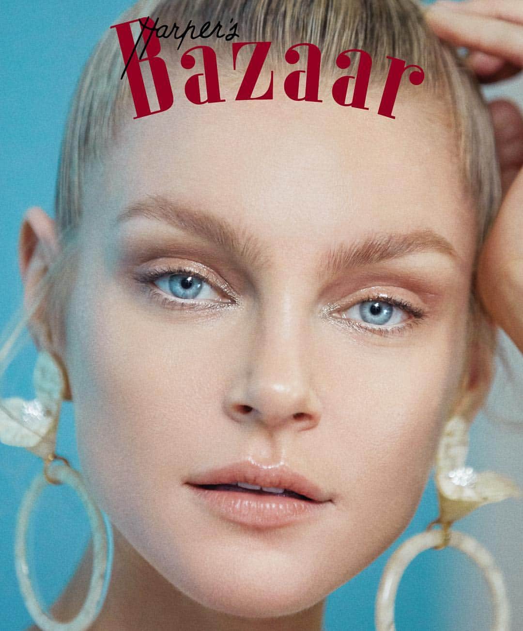 ジェシカ・スタムのインスタグラム：「It may be normal, darling; but I’d rather be natural. ~ Truman Capote 🦋  @HarpersBazaarSerbia April 2019 Fashion Stylist: @DaVianLain  Photographer: @GregSwalesArt  Hair: @AndrewFitzsimons  Makeup: @MiyakeMakeup  Manicurist: @JordannAguon  Producer: @IlariaNiccolini」