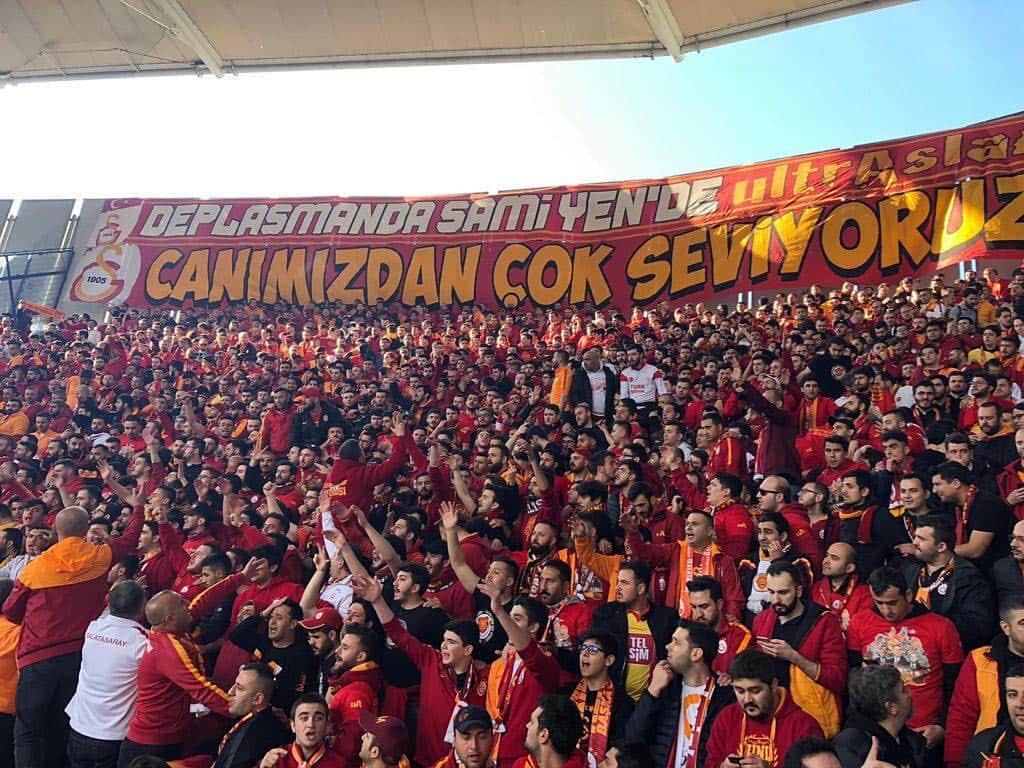 ガラタサライSKさんのインスタグラム写真 - (ガラタサライSKInstagram)「Günaydın #Galatasaray Ailesi」4月15日 15時23分 - galatasaray