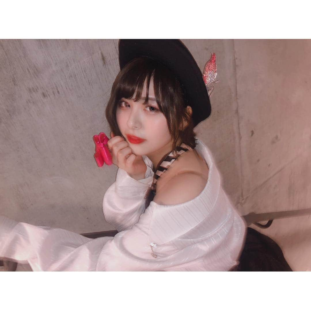 佐藤栞さんのインスタグラム写真 - (佐藤栞Instagram)「. . 抱きしめられたら🥰 . #チーム8結成5周年記念コンサート」4月15日 15時54分 - bookmarker_23