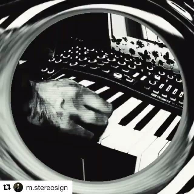 のインスタグラム：「Trippy. This never-ending groove's spongy bass drum, fuzzy synth, and mesmerizing video work had me just gawking into my screen like I was hypnotized! Definitely recommend it with headphones! #Repost @m.stereosign with @get_repost ・・・ 28th #jamuary2019 . Flashback to the time when i had the System-1 in my setup. A great sound design tool ☆ . The whole @rolandaira range is awesome! . M . . . . . . #roland #aira #synthesizer #System1 #studio #instagood #synthwave #electronica #sounddesign #london #musicproducer #london #rolandspotlight #film #experimental #instagram @roland_uk @roland.iberia @roland_brasil @rolandcanada @roland_aus @roland_uk @roland_us」