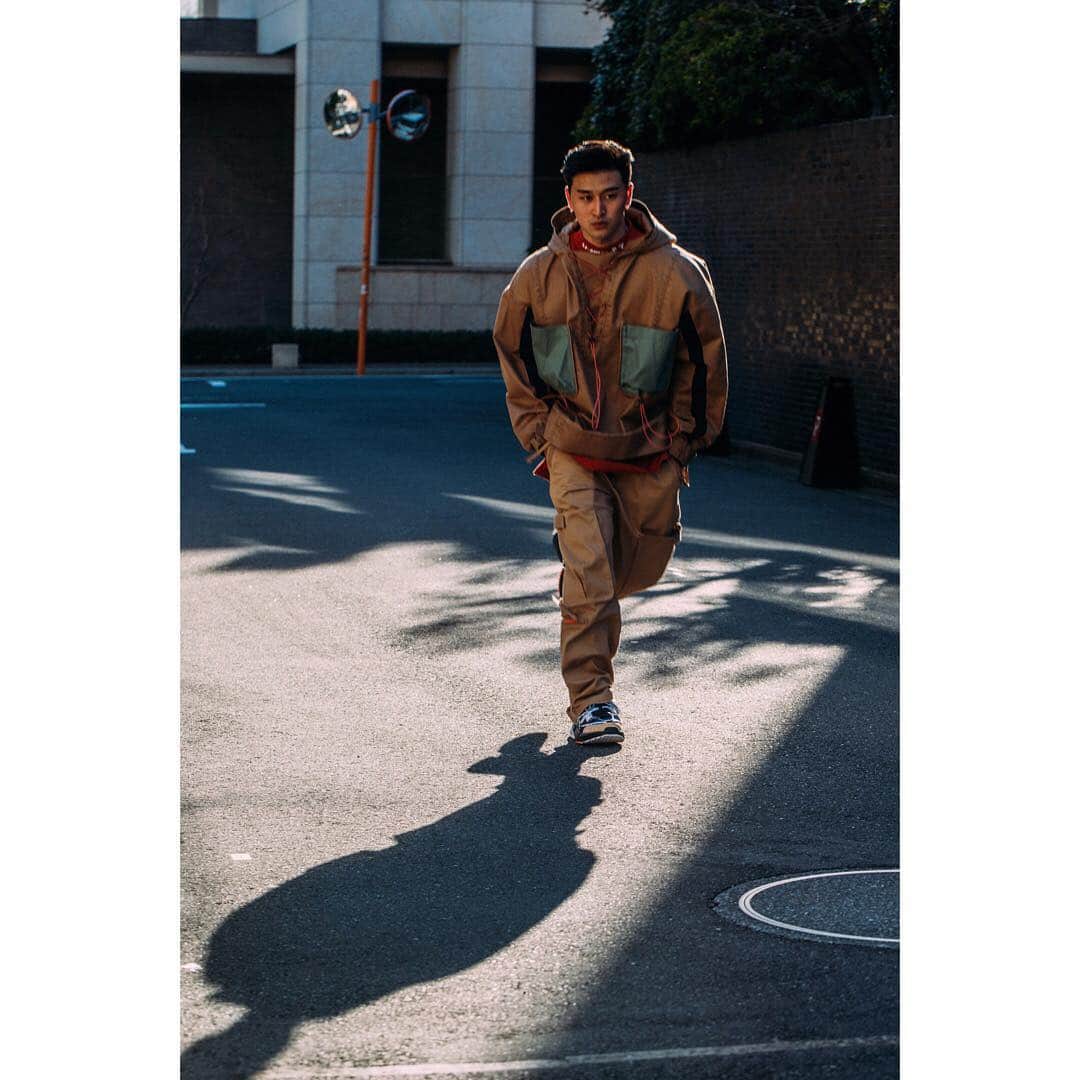 丞威さんのインスタグラム写真 - (丞威Instagram)「ポケットに手を突っ込んで走ると危ないよ」4月15日 16時31分 - joeytee_ybenormol