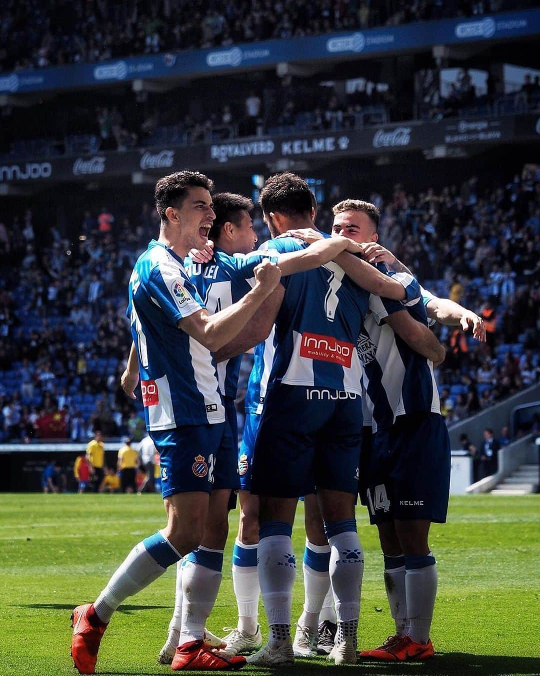 RCDエスパニョールさんのインスタグラム写真 - (RCDエスパニョールInstagram)「💙💪 #MondayMotivation 💪💙 - #RCDE | #Volem | #EspanyoldeBarcelona」4月15日 17時16分 - rcdespanyol