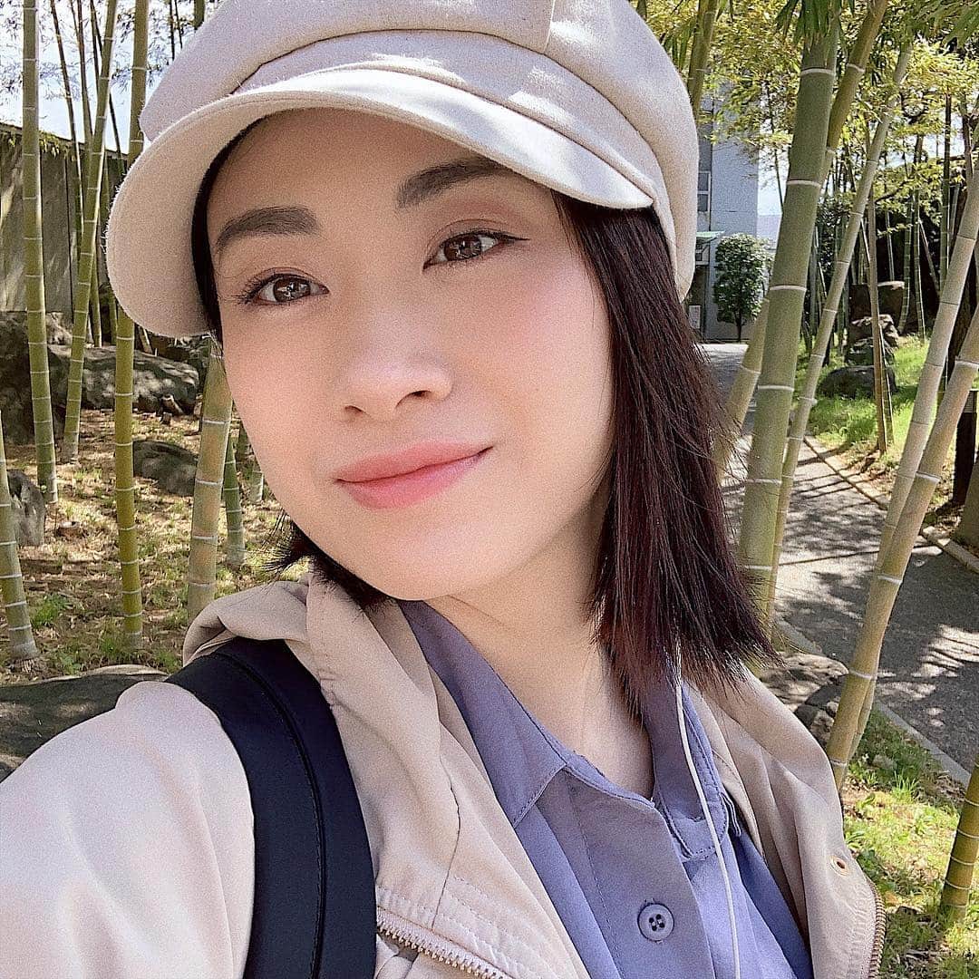 鈴木芳奈のインスタグラム：「‪天気良くて気持ちいい〜 舞台顔合わせ終了〜(･ ∀ ･)‬ ‪わくわくとてもたのしみ。‬ ‪あとで写真載せまーす‬ ‪皆さま、売り切れる前に予約チェックしといてね！‬ #舞台 #顔合わせ」
