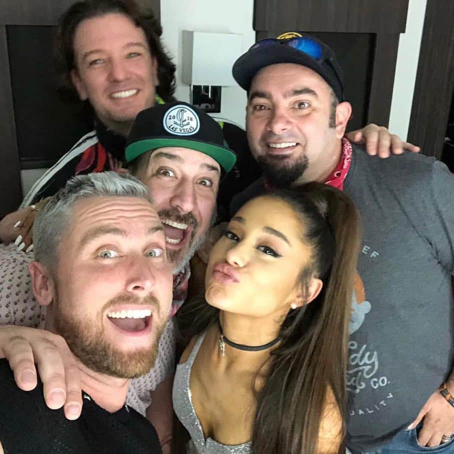 ASCAPさんのインスタグラム写真 - (ASCAPInstagram)「#Arichella 💕 @arianagrande’s childhood dream came true tonight - she performed with #NSYNC!!!! #coachella」4月15日 18時22分 - ascap