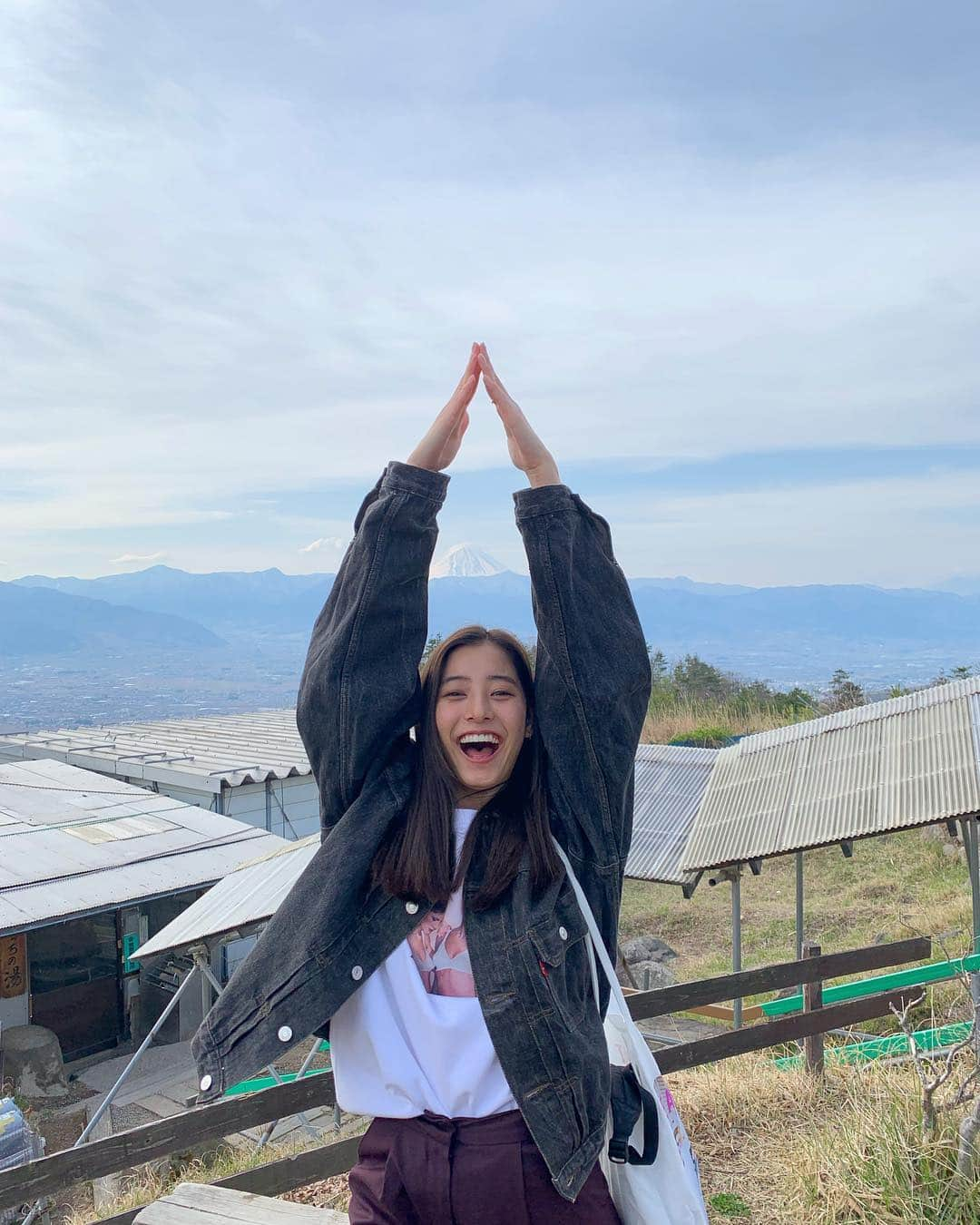 新木優子さんのインスタグラム写真 - (新木優子Instagram)「🗻」4月15日 18時14分 - yuuuuukko_