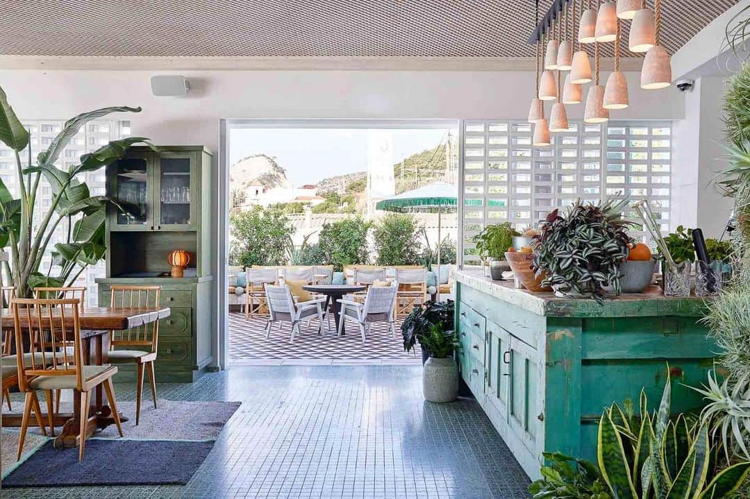 Vogue Parisさんのインスタグラム写真 - (Vogue ParisInstagram)「The month of May is just weeks away and that means one thing: long weekends. Just a short hop from Paris, Little Beach House Barcelona is the sun-drenched, sea front spot from @SohoHouse that is in reality a 30 minute drive from Barcelona. But the journey is so worth it, both for the Mediterranean restaurant and the 1950s decor, and of course the 17 bedrooms all turned out towards the sapphire bay. If you’re looking for a last minute quick trip for the long weekends, we’ve found 5 affordable spots. Check them out today on Vogue.fr #SohoHouse #Barcelona」4月15日 18時28分 - voguefrance