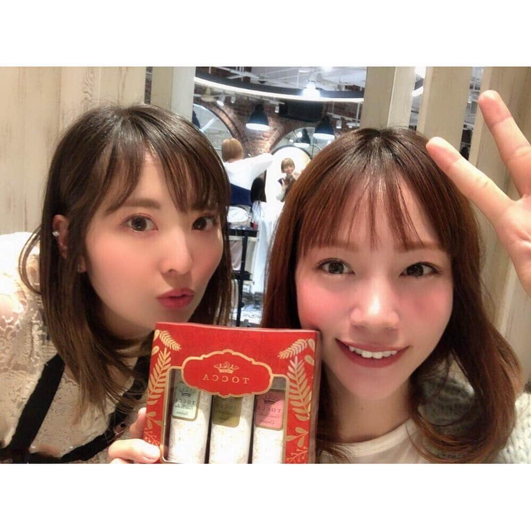 古田ちさこさんのインスタグラム写真 - (古田ちさこInstagram)「💅💓 松子ちゃん( @matsuko.y )にネイルしてもらいました😗♬ 同い年ですが早くも誕生日を迎えた松子ちゃん🌸 おめでとう〜🎊 同い年トークにいつも癒され励まされる☺️ #1985年生まれ#ネイル#nails#ヌードネイル#MINX原宿#ジェルネイル#harajuku#原宿ネイルサロン#また飲みいこー♡」4月15日 18時42分 - chisakofuruta