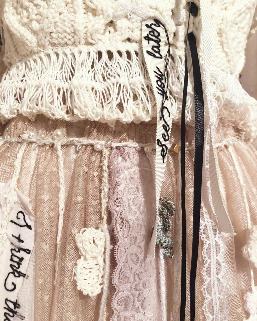 東佳苗さんのインスタグラム写真 - (東佳苗Instagram)「21 century girl rurumu costume exhibition serena motola/out of fashion  detail♡ #21centurygirlrurumucostumeexhibition #outoffashion #rurumu」4月15日 19時21分 - usagi_kanae