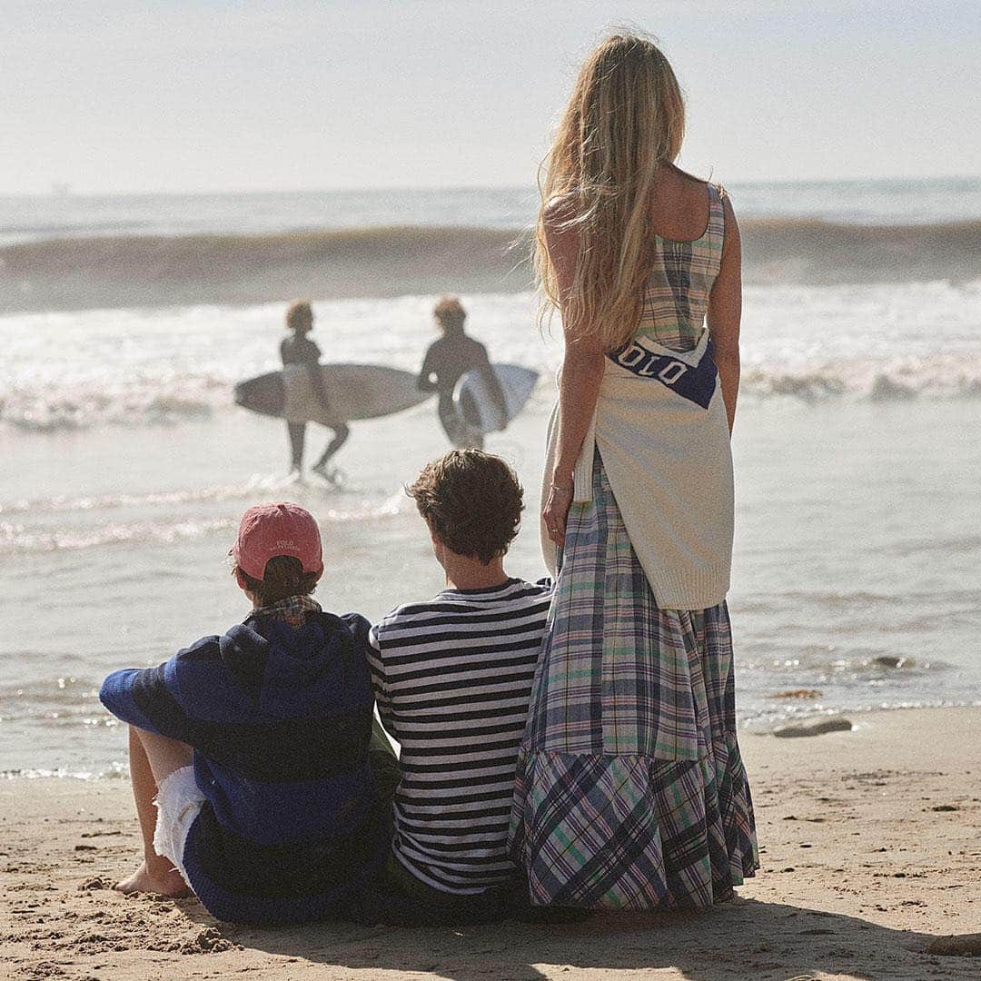 Vogue Italiaさんのインスタグラム写真 - (Vogue ItaliaInstagram)「Famiglia è chi si ama - Scorri per scoprire la campagna Polo Ralph Lauren per la primavera 2019. #PoloFam @ralphlauren」4月15日 20時01分 - vogueitalia