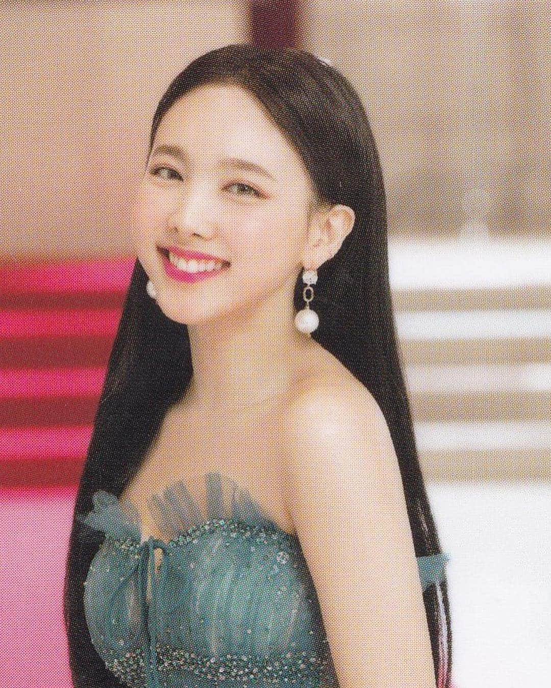 ナヨンさんのインスタグラム写真 - (ナヨンInstagram)「🐰 [SCAN] Twice #Dreamday & #TWICE2 photocard set #TWICE #트와이스 #NAYEON #나연 ©️ztothek」4月15日 20時17分 - twicenayeon