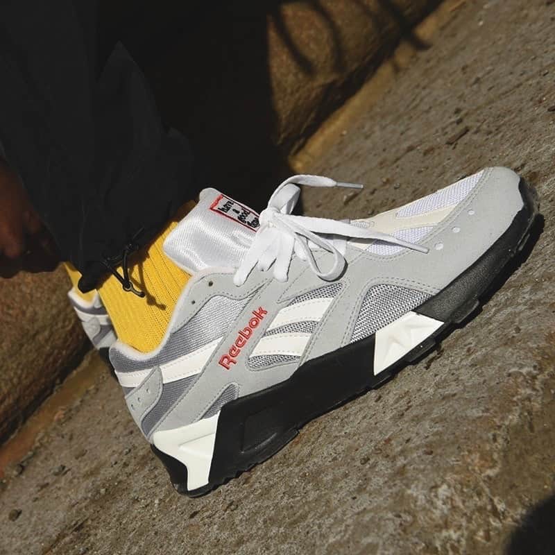 Nice Kicksさんのインスタグラム写真 - (Nice KicksInstagram)「Following a capsule collection this past February, Tokyo-based Have a Good Time has again worked with Reebok on a collaboration. This simplistic take on the Reebok Aztrek is available now via select Reebok retailers.」4月15日 20時31分 - nicekicks