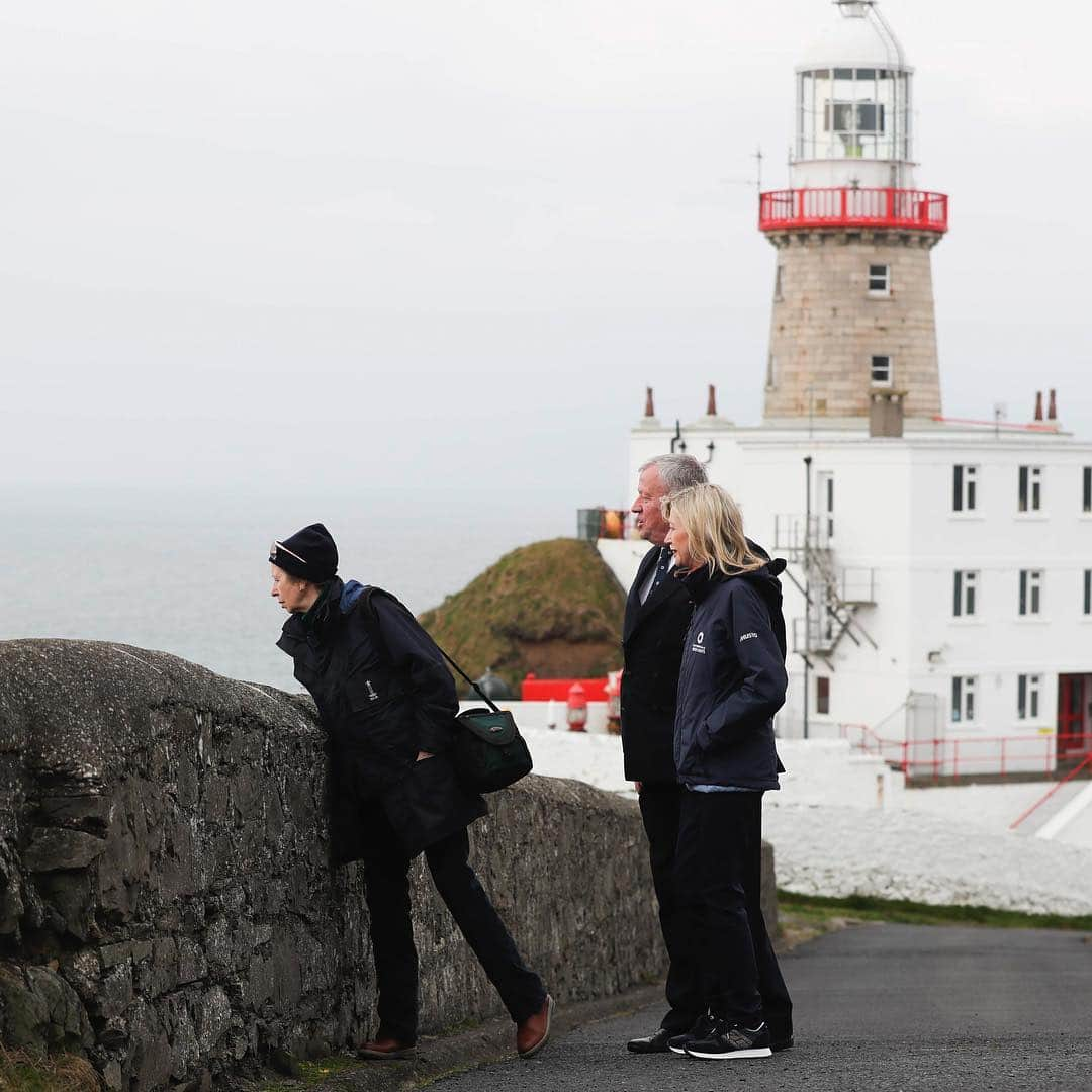 ロイヤル・ファミリーさんのインスタグラム写真 - (ロイヤル・ファミリーInstagram)「Last week, The Princess Royal visited the Commissioners of Irish Lights Headquarters in Dun Laoghaire, Ireland, as Master of The Corporation of @trinityhouseuk.  For over 150 years, the Commissioners of Irish Lights have worked with Trinity House and the Northern Lighthouse Board, @nlb_uk, to ensure safe navigation around the Irish and UK coasts.  HRH visited ILV Granuaile, a working navigation vessel, the Baily Lighthouse, the very first lighthouse built by Irish Lights in 1814, Rockabill Lighthouse and Kish Bank Lighthouse.」4月15日 20時31分 - theroyalfamily