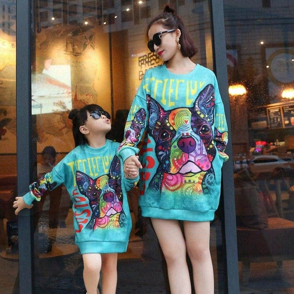 French Bulldogさんのインスタグラム写真 - (French BulldogInstagram)「Mother Daughter Matching Frenchie Sweatshirts . . . . . #frenchbulldogs #bullies #bulliesofinstagram #bulldogsofig#frenchy #bulldogfrances #frenchies1 #bullyworld#bullieslife #frenchiestagram #frenchiepup#frenchiesoverload #frenchyfanatics #bouledogue#bullyinstafeature #französischebulldogge #bullylove#french_bulldogs #frenchiegram #法国斗牛犬」4月15日 20時45分 - frenchie.world