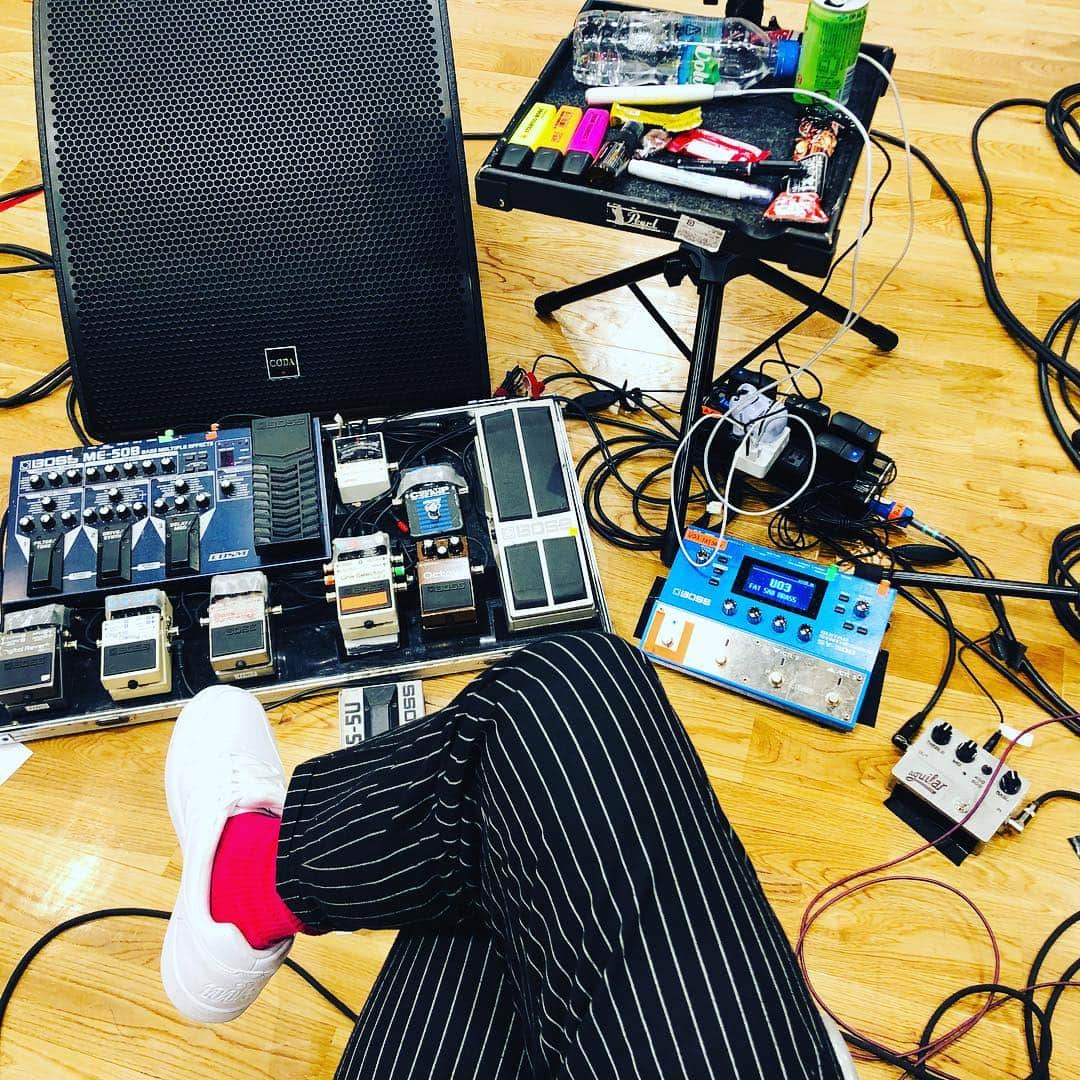 日野賢二さんのインスタグラム写真 - (日野賢二Instagram)「Rehearsal day 7!!! りはー🙈7日目！！！」4月15日 21時08分 - jinobass