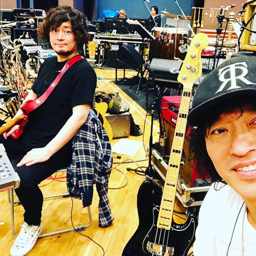 日野賢二のインスタグラム：「Rehearsal day 7!!! りはー🙈7日目！！！」