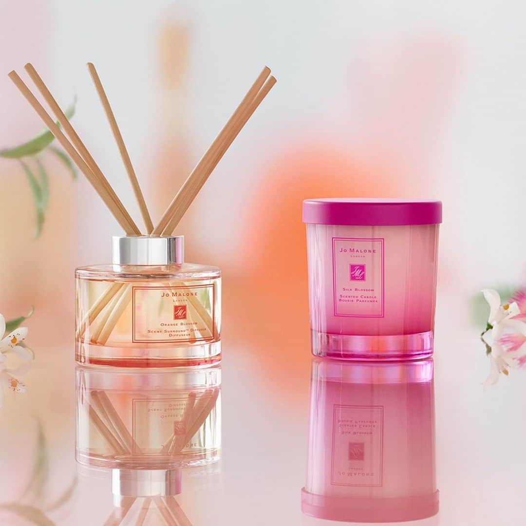 Jo Malone Londonさんのインスタグラム写真 - (Jo Malone LondonInstagram)「Sparkling Orange Blossom. Joyful Silk Blossom. Two longed-for florals, perfectly paired to scent your home. #BrilliantBlossoms #TailorYourScent」4月15日 21時01分 - jomalonelondon