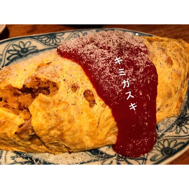 真下玲奈さんのインスタグラム写真 - (真下玲奈Instagram)「とてつもなく美味しい オムライスに出会いました😍 . . バターたっぷりの、トリュフ塩が はいっていると予想中。 . . #オムライス #おむらいす #オムライス部 #隠れメニュー #バターたっぷり #とてつもなく大きい #たまご #トリュフ塩 #美味しいオムライス #美味しいオムライスあります #好きなんです #駒場東大前 #真下玲奈 #おいしいごはん #元気になるご飯」4月15日 21時03分 - r.mashitaaa.221