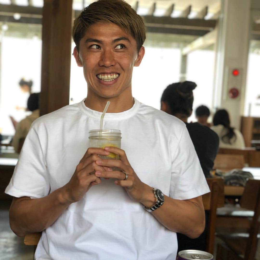 太田宏介のインスタグラム：「『鎌倉』 今日はオフ。 久々に鎌倉行ってきました！ Pacific DRIVE INのアヒポキが美味しかった！ ナイスリフレッシュ👍🏻」