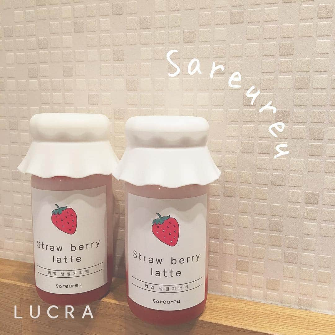 LUCRA（ルクラ）さんのインスタグラム写真 - (LUCRA（ルクラ）Instagram)「大阪の「sareureu」 かわいいボトルに入ったいちごミルクが人気なんです🍓 ㅤㅤㅤ  ㅤㅤㅤ  #sareueru#鶴橋カフェ#大阪カフェ ㅤㅤㅤ  photo by @nago.0753  ㅤㅤㅤ  ㅤㅤㅤ  LUCRA公式Instagram上で紹介させて頂くお写真を募集中！写真に#lucrajp をつけるかタグ付けして投稿してくださいね♡ ㅤㅤㅤ  #カフェ #カフェ巡り #渋谷カフェ#代官山カフェ#表参道カフェ #中目黒カフェ #食べ歩き#名古屋カフェ#カフェ巡り好きな人と繋がりたい#カフェ好きな人と繋がりたい#インスタ映え#カフェ好き #タピ活#タピオカ#いちごみるく#いちご#shibuya#instagood#instalike#like4like#followme#tapioca #food」4月15日 21時35分 - lucra_app