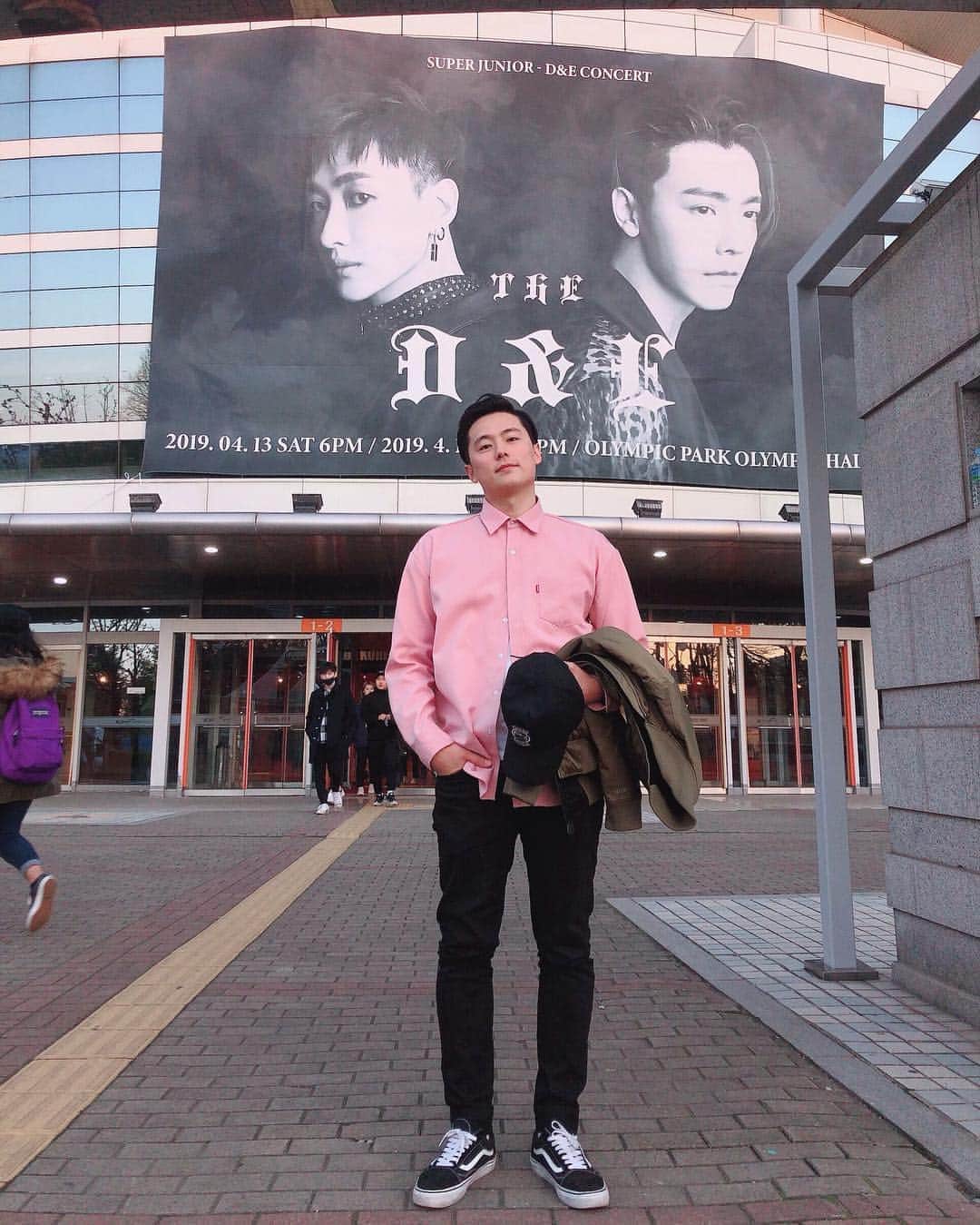 のインスタグラム：「이혁재 분대장 영접...」