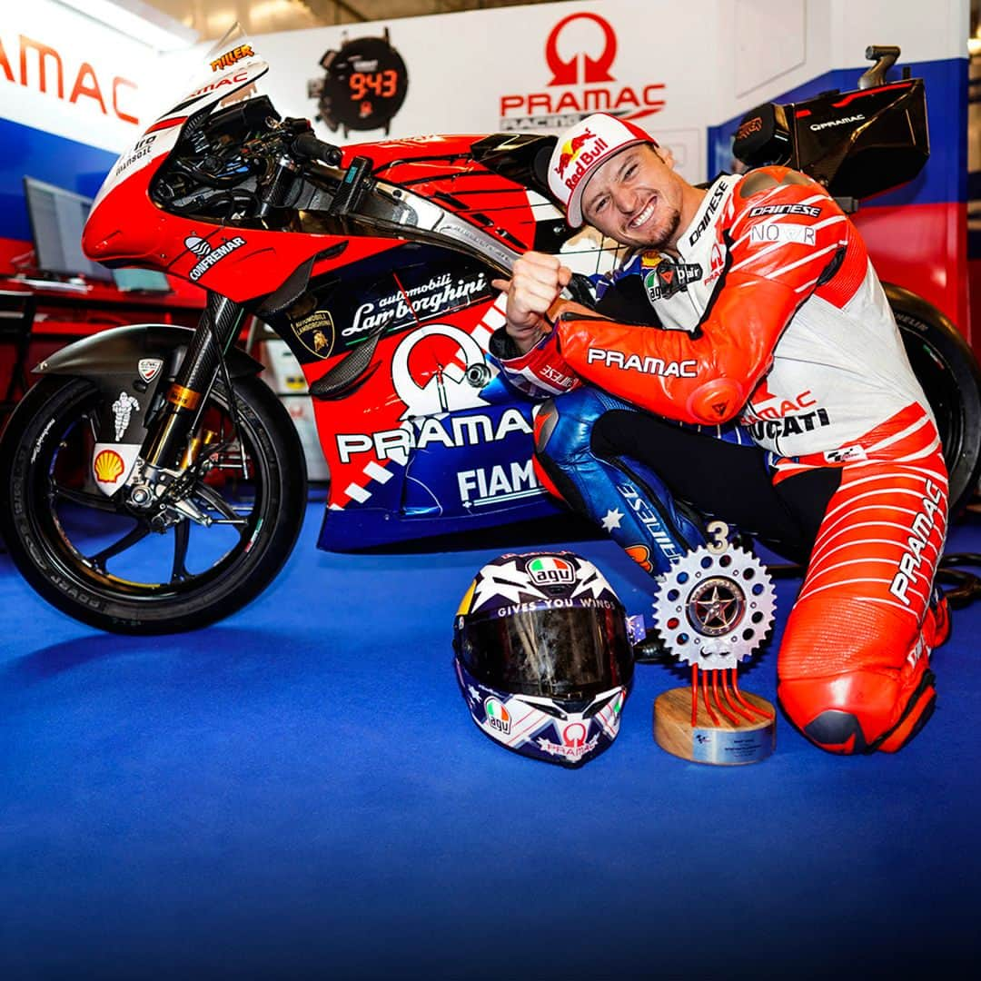 ランボルギーニさんのインスタグラム写真 - (ランボルギーニInstagram)「What a great #AmericasGP for @PramacRacing and @DucatiMotor, with the amazing first podium of the year for @JackMillerAus (P3) and @Pecco63 entering the @MotoGP’s Top 10 for the first time. Happy to be part of that!  #Lamborghini #MotoGP」4月15日 21時50分 - lamborghini