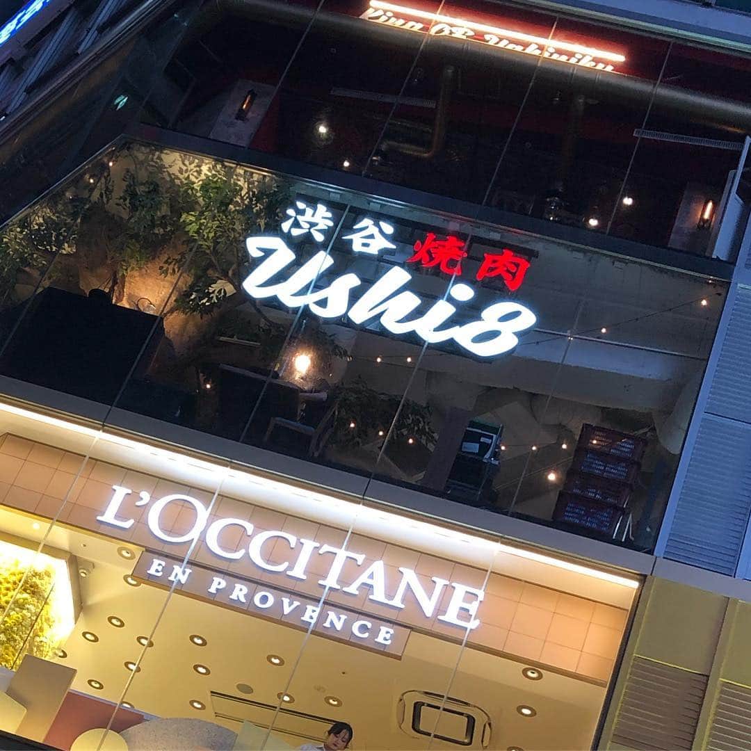 松丘雪那さんのインスタグラム写真 - (松丘雪那Instagram)「. 渋谷でおいしーい焼肉💗 USHIHACHI 渋谷店さん！ @ushi8shibuya  スクランブル交差点がばぁぁって見えるし、飲み物も何もかも美味しいし、とっても素敵な時間を過ごせました😘 最後の一枚幸せそうすぎるw 店員さんも素敵で本当に良かった！！ . . . . . #USHIHACHI渋谷店 #牛8 #wagyu #渋谷焼肉 #焼肉 #黒毛和牛 #スクランブル交差点 #渋谷 #pr #コラボベース #美味しすぎる #冷麺 #ビビンバ #チョレギサラダ #和牛 #貴重 #モデル #タレント #グルメ女子 #インフルエンサー #松丘雪那 #最後の顔 #とろけるお肉」4月15日 21時50分 - yukina.23na