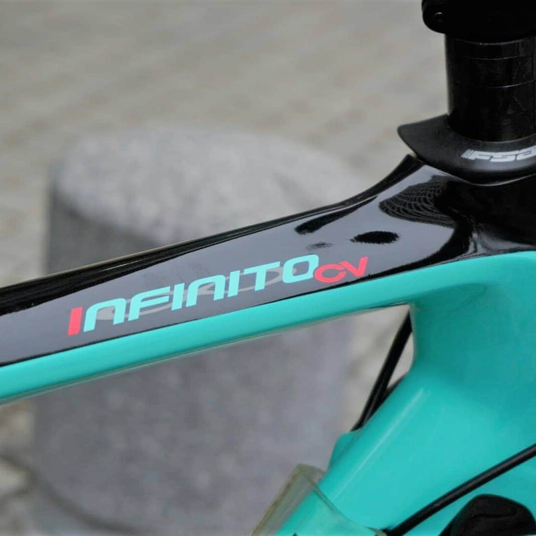 ビアンキJAPANさんのインスタグラム写真 - (ビアンキJAPANInstagram)「#infinitocv & new #infinitocv」4月15日 22時08分 - bianchijapan