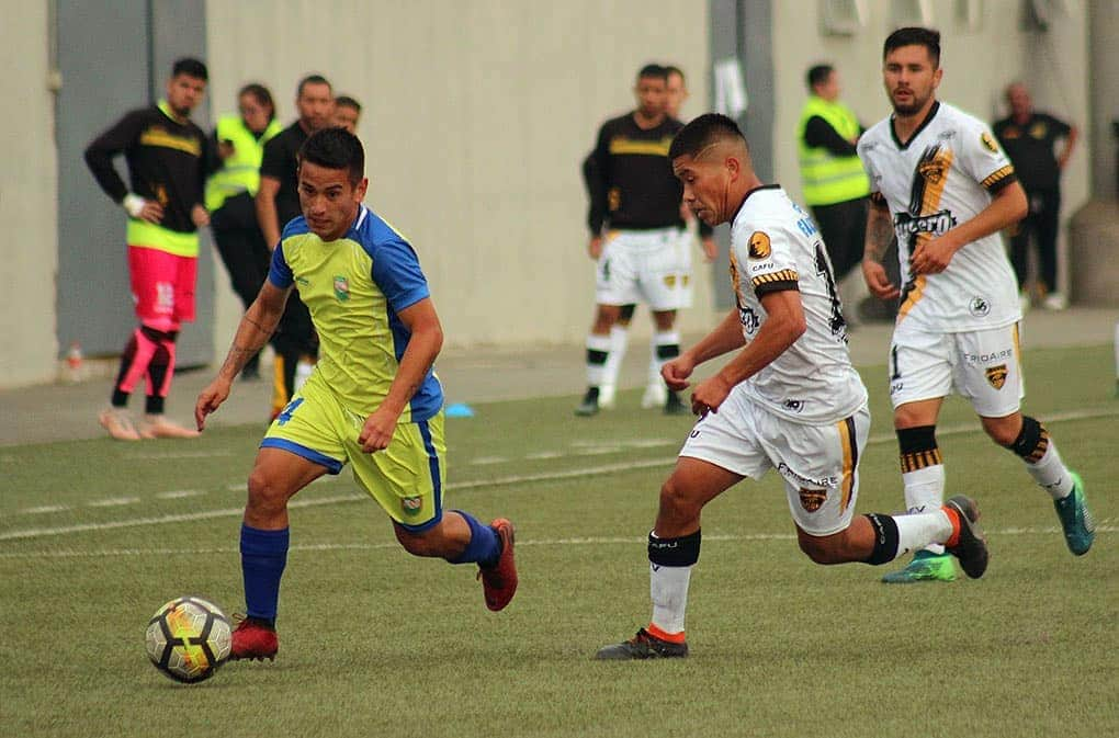 サッカー チリ代表チームさんのインスタグラム写真 - (サッカー チリ代表チームInstagram)「En el estadio Municipal de Lo Barnechea 🏟, @colinasadp venció a @fernandezvial por 4-3 en la #Fecha2 de la #SegundaDivision🏆 📸Fotografía: Nicolás Urzúa / Colaborador Comunicaciones ANFP」4月15日 22時14分 - campeonatochi