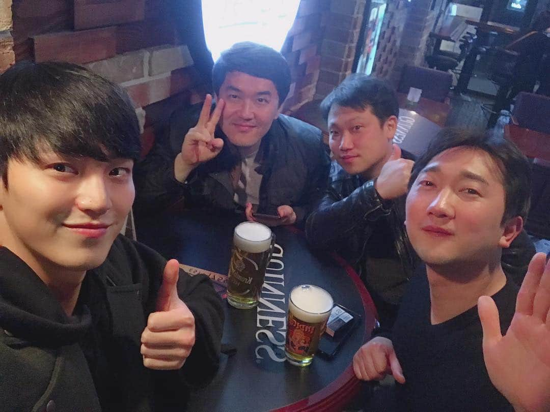 イ・テファンさんのインスタグラム写真 - (イ・テファンInstagram)「급 정모!! #도시경찰」4月15日 22時26分 - leetaehwan0221