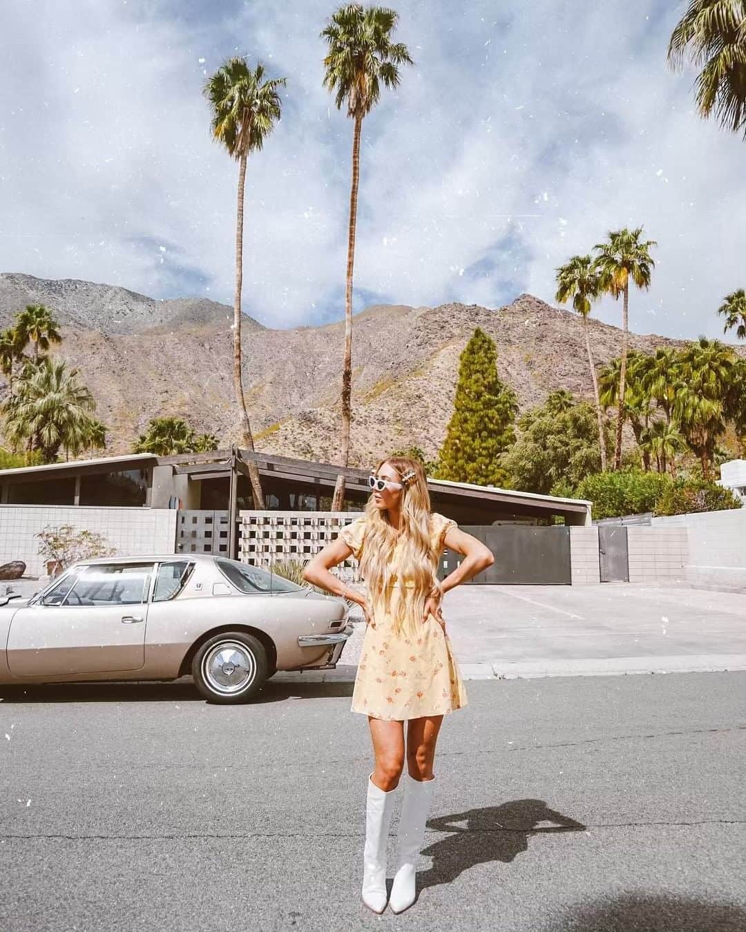 サムエデルマンのインスタグラム：「Festival ready ✔️ @kelsey_diprima in our Rowena boot」