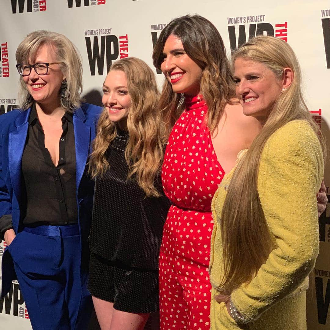 トーマス・サドスキーさんのインスタグラム写真 - (トーマス・サドスキーInstagram)「Tonight’s @wptheater Women of Achievement honorees. #ProudHubby」4月16日 9時20分 - thomas_sadoski