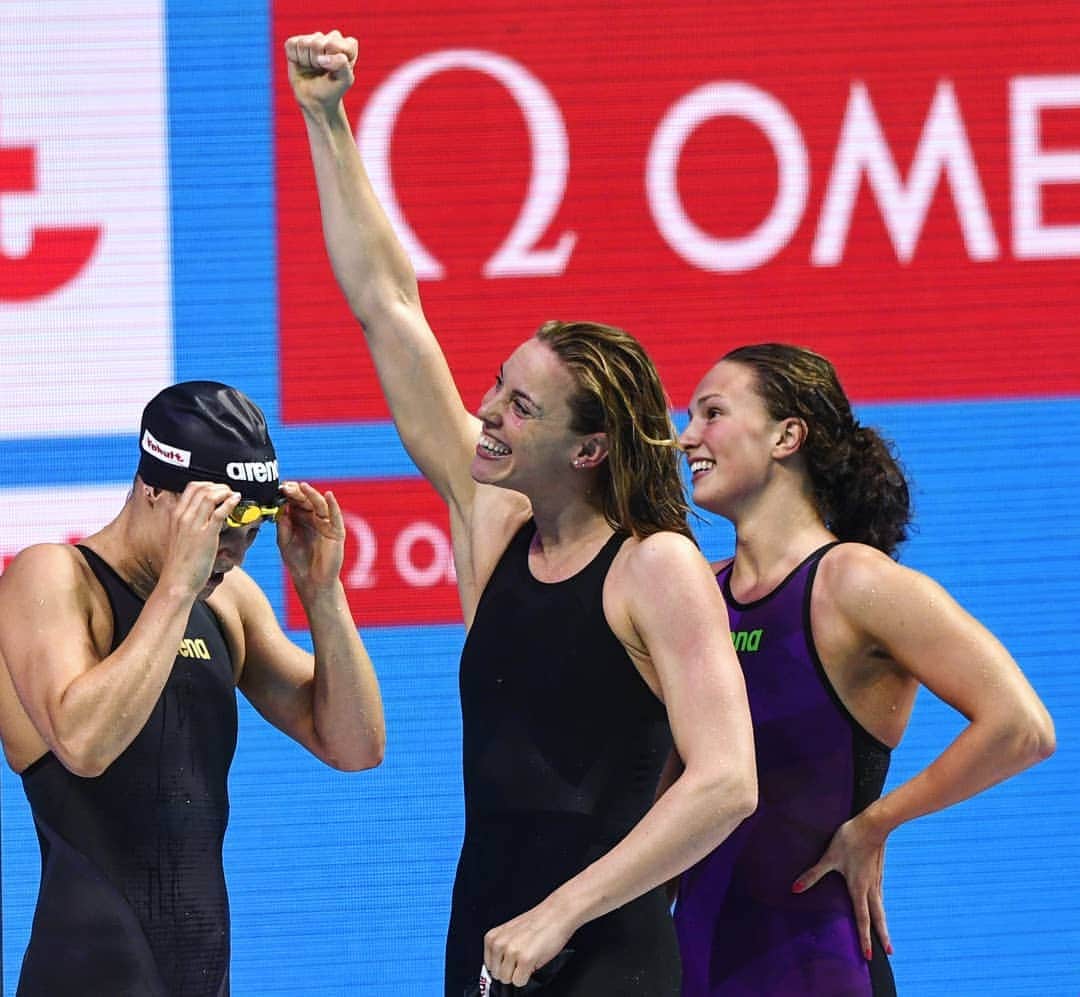 フェムケ・ヘームスケルクのインスタグラム：「Officially qualified for my 8th World Championships 🙊🎉💪 Little flashback to my fav moment from World Champs in 2017. ❤️👯‍♀️👯‍♀️ . . . #Gwangju #WorldChampionships #Believe」