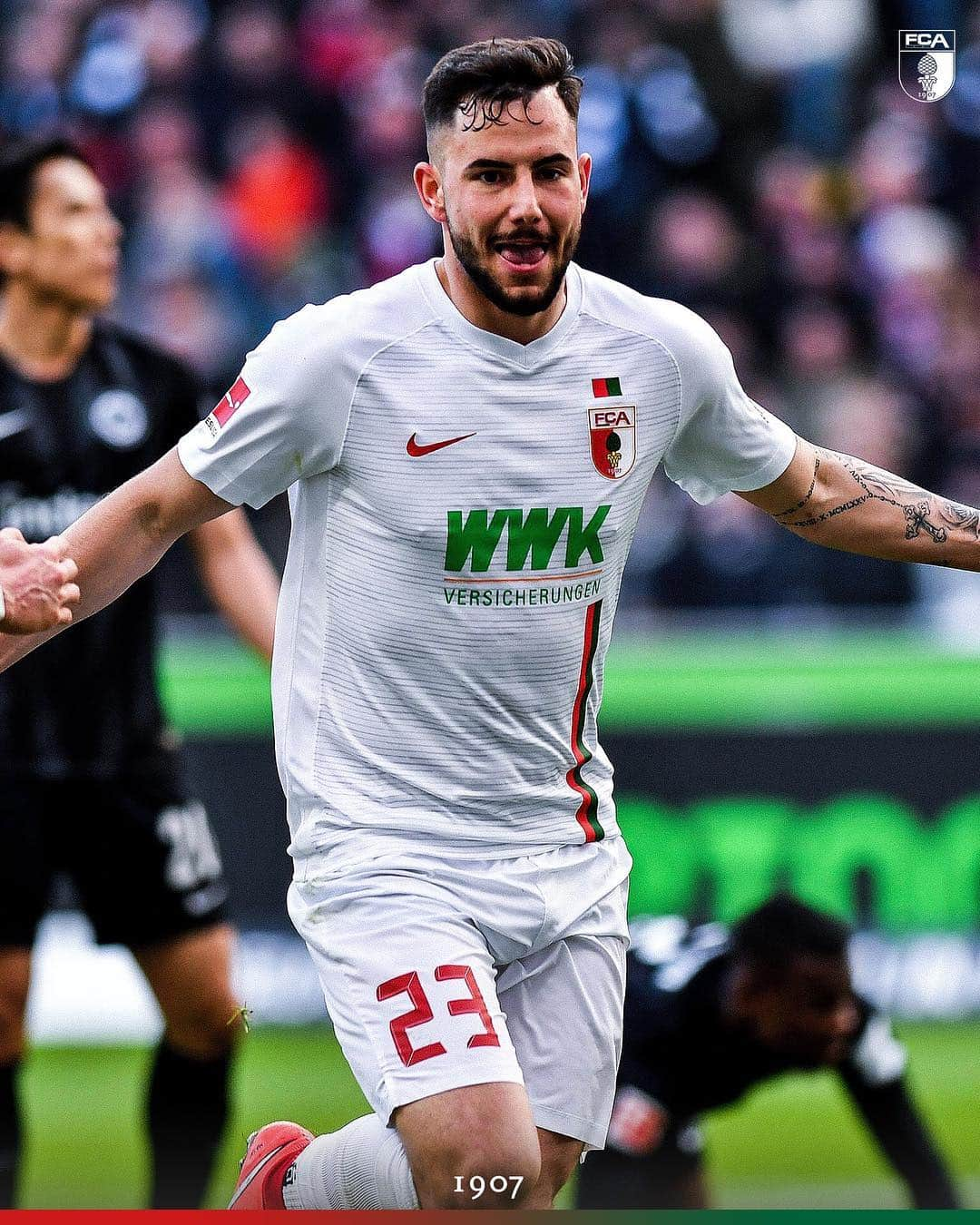 FCアウクスブルクさんのインスタグラム写真 - (FCアウクスブルクInstagram)「2️⃣ Buden und ein bärenstarker Auftritt!🙌Weiter so, @marcorichter23!🤙 #FCA #FCA1907 #fcaugsburg #SGEFCA」4月16日 0時32分 - fcaugsburg1907