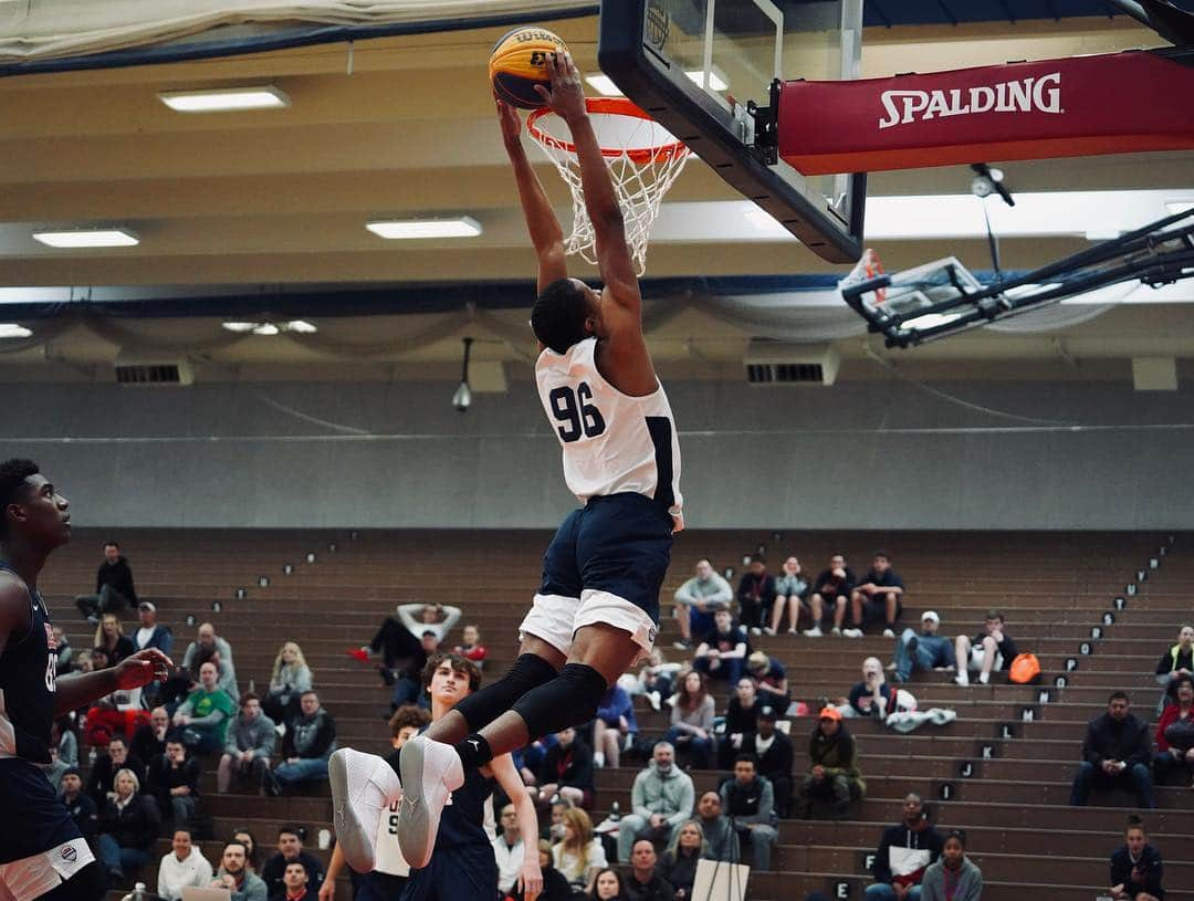 USA Basketballさんのインスタグラム写真 - (USA BasketballInstagram)「Two tough, physical gold medal games in Colorado Springs as we crowned new @usab3x3 U18 National Champions 👍🏼」4月16日 0時54分 - usabasketball