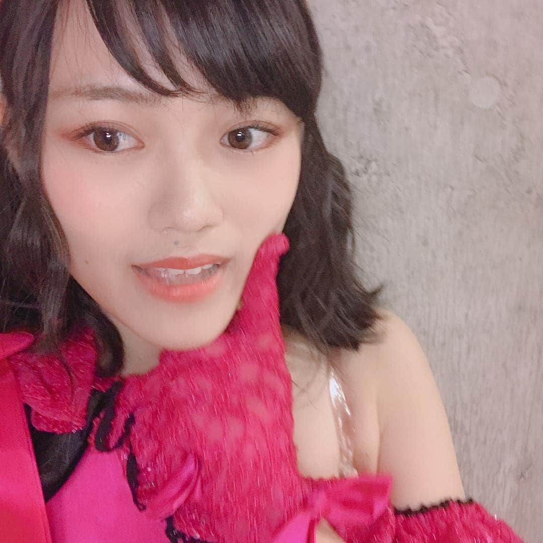 春本ゆきさんのインスタグラム写真 - (春本ゆきInstagram)「19歳、、 この中にギリギリ入りました笑 あうと、、、？？ #アイドルなんて呼ばないで #チーム8  最後のは下手すぎたブレブレ自撮りちゃん」4月16日 1時38分 - haru.yuki.team8_tokushima