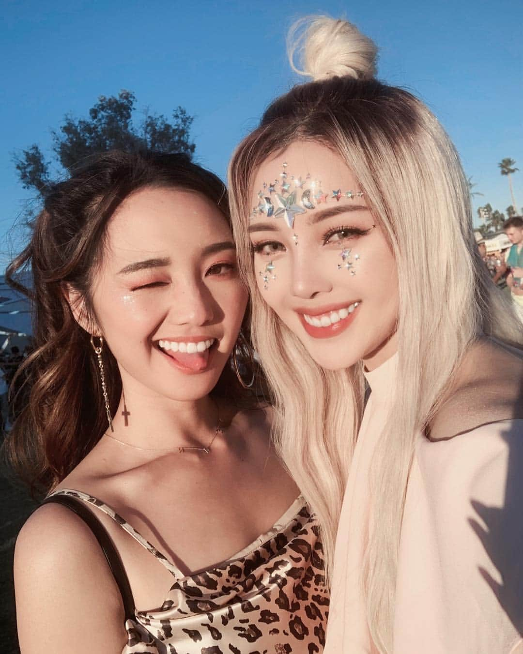 Jenn Imさんのインスタグラム写真 - (Jenn ImInstagram)「we go together like a wink and a smile 💫 @ponysmakeup」4月16日 1時39分 - imjennim