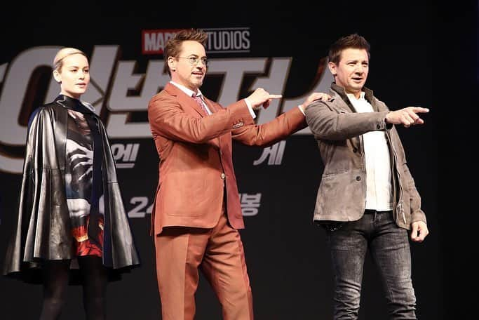 Marvel Entertainmentさんのインスタグラム写真 - (Marvel EntertainmentInstagram)「Marvel Studios’ #AvengersEndgame stars @RobertDowneyJr, @BrieLarson, @Renner4Real, along with producer Kevin Feige and directors Anthony and Joe Russo greet fans at the Seoul Fan Event & Press Conference!」4月16日 2時52分 - marvel