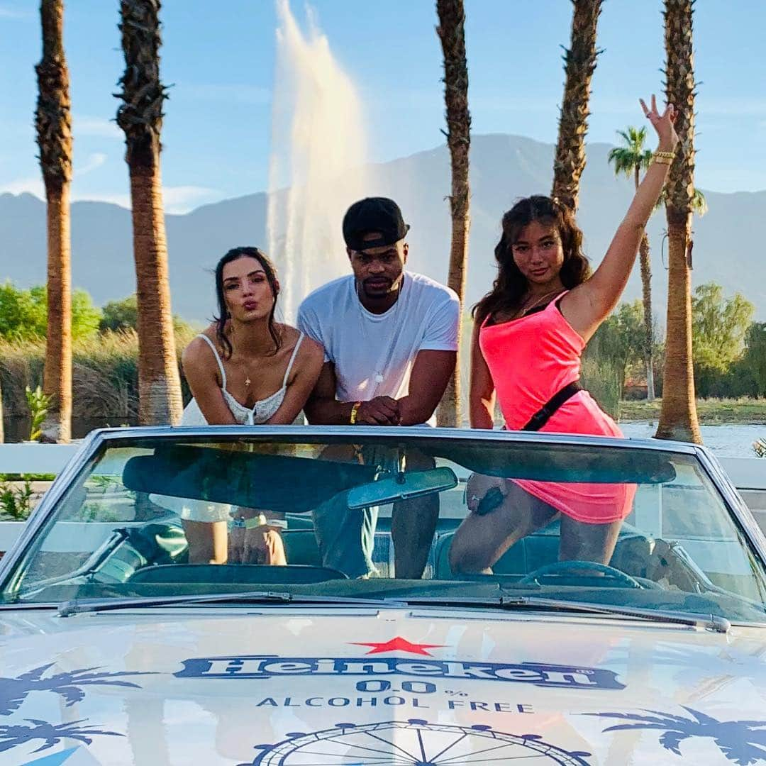 King Bachさんのインスタグラム写真 - (King BachInstagram)「Coachella Day 3 was 🔥🔥🔥 don’t look at my story...」4月16日 3時16分 - kingbach