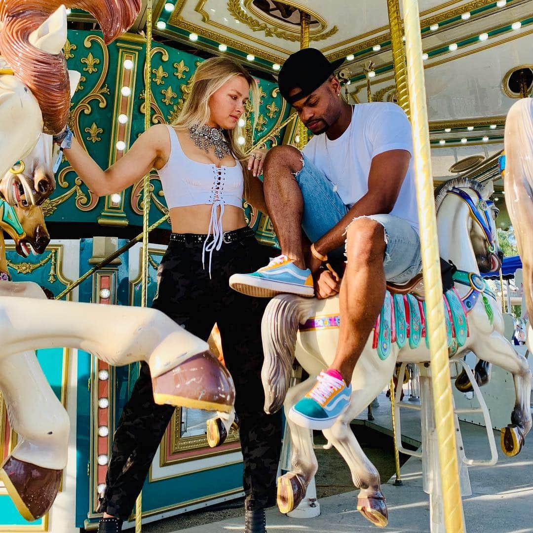 King Bachさんのインスタグラム写真 - (King BachInstagram)「Coachella Day 3 was 🔥🔥🔥 don’t look at my story...」4月16日 3時16分 - kingbach